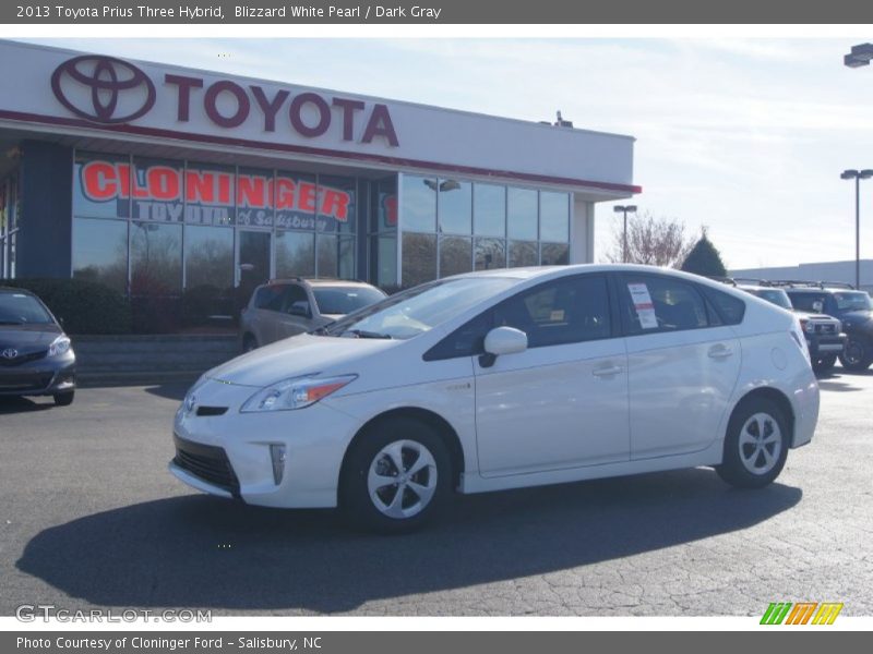 Blizzard White Pearl / Dark Gray 2013 Toyota Prius Three Hybrid
