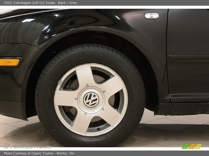 Black / Grey 2002 Volkswagen Golf GLS Sedan