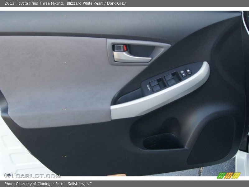 Blizzard White Pearl / Dark Gray 2013 Toyota Prius Three Hybrid