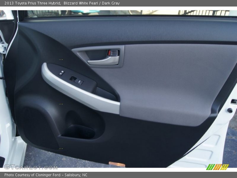 Blizzard White Pearl / Dark Gray 2013 Toyota Prius Three Hybrid