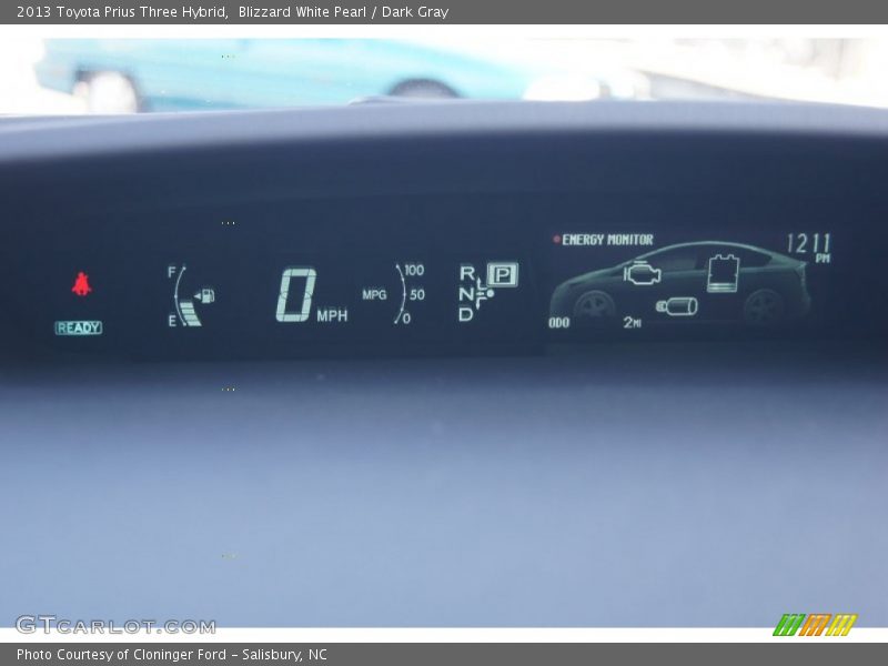 Blizzard White Pearl / Dark Gray 2013 Toyota Prius Three Hybrid