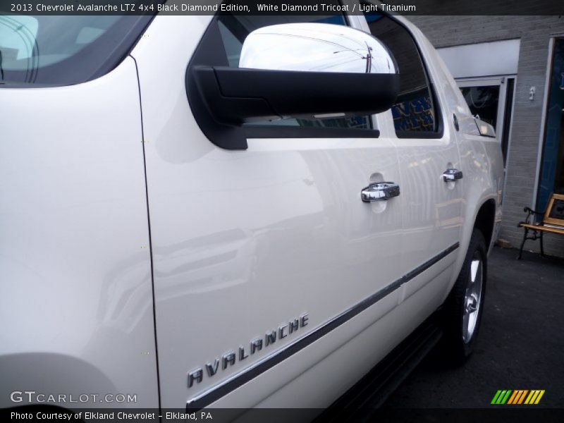 White Diamond Tricoat / Light Titanium 2013 Chevrolet Avalanche LTZ 4x4 Black Diamond Edition