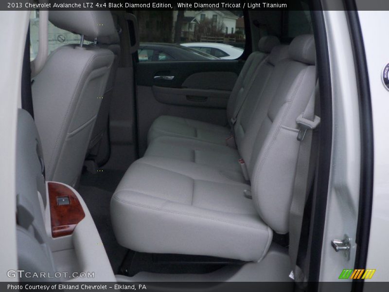 White Diamond Tricoat / Light Titanium 2013 Chevrolet Avalanche LTZ 4x4 Black Diamond Edition