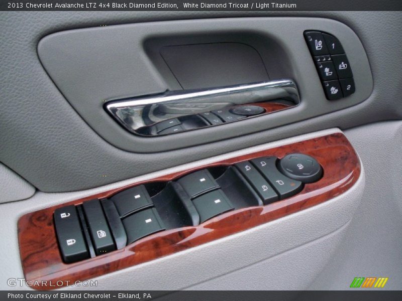 White Diamond Tricoat / Light Titanium 2013 Chevrolet Avalanche LTZ 4x4 Black Diamond Edition