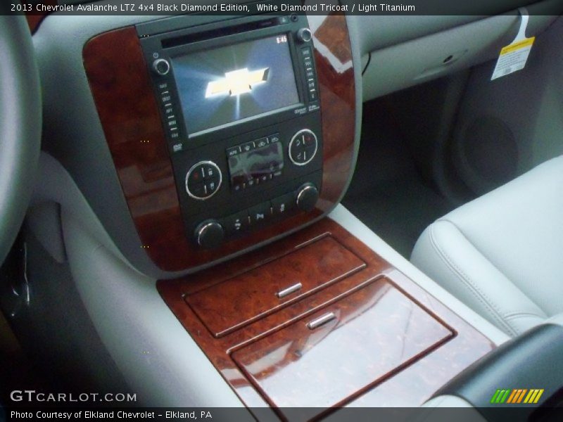 White Diamond Tricoat / Light Titanium 2013 Chevrolet Avalanche LTZ 4x4 Black Diamond Edition