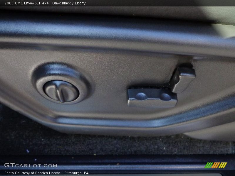 Onyx Black / Ebony 2005 GMC Envoy SLT 4x4
