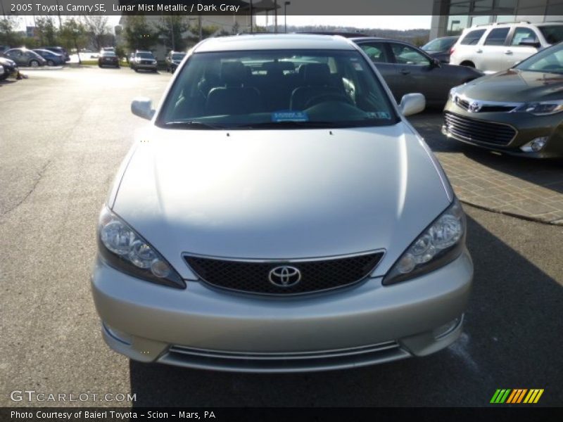 Lunar Mist Metallic / Dark Gray 2005 Toyota Camry SE