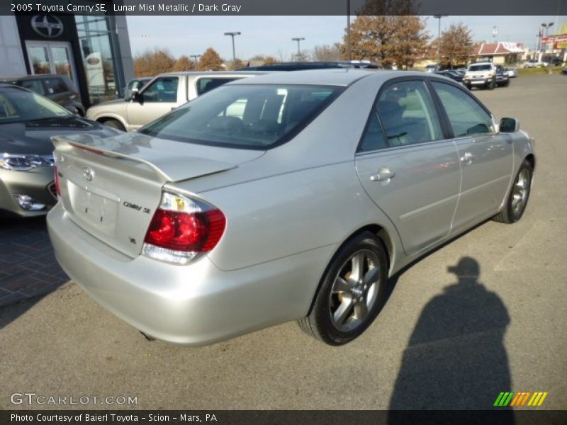 Lunar Mist Metallic / Dark Gray 2005 Toyota Camry SE