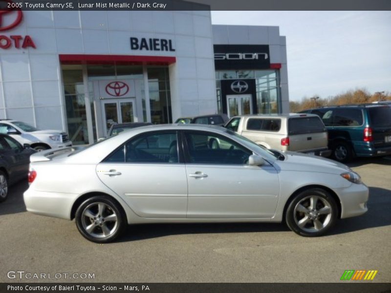 Lunar Mist Metallic / Dark Gray 2005 Toyota Camry SE