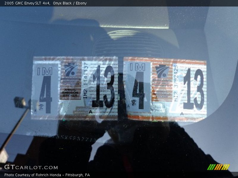Onyx Black / Ebony 2005 GMC Envoy SLT 4x4