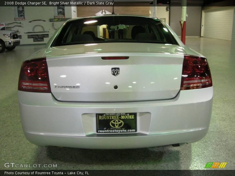 Bright Silver Metallic / Dark Slate Gray 2008 Dodge Charger SE