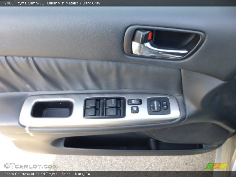 Lunar Mist Metallic / Dark Gray 2005 Toyota Camry SE