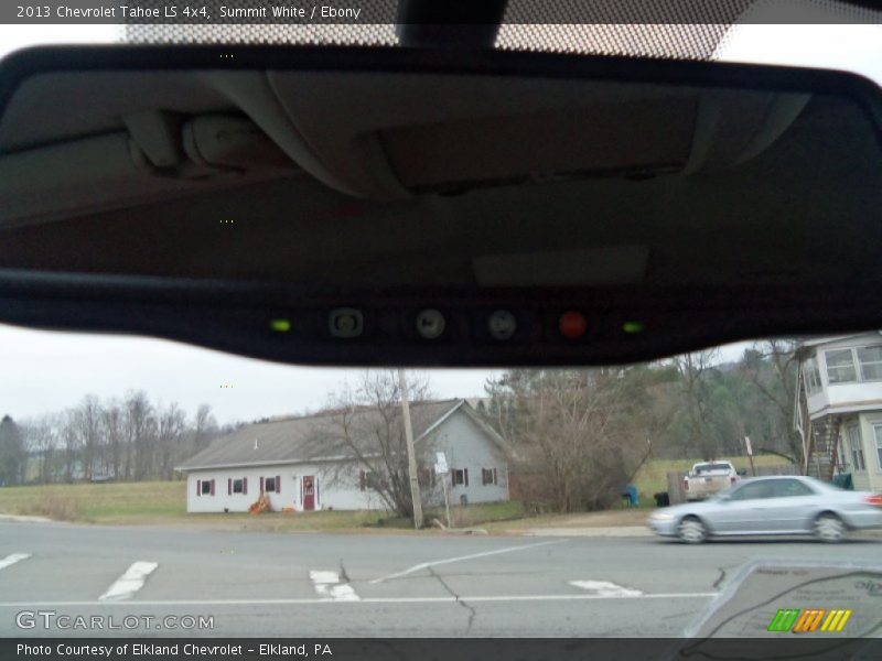 Summit White / Ebony 2013 Chevrolet Tahoe LS 4x4