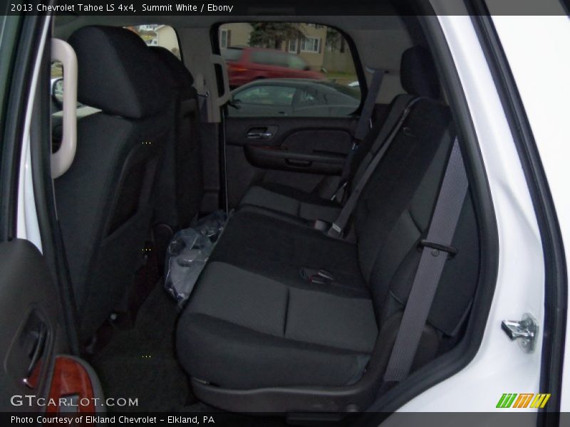Summit White / Ebony 2013 Chevrolet Tahoe LS 4x4