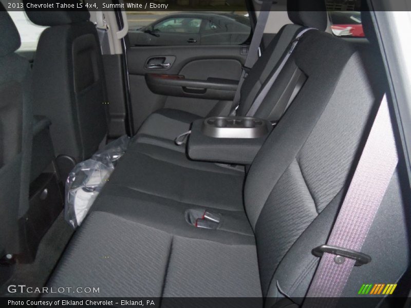 Summit White / Ebony 2013 Chevrolet Tahoe LS 4x4