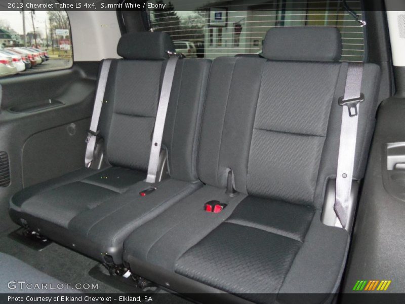 Summit White / Ebony 2013 Chevrolet Tahoe LS 4x4