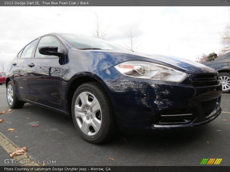 True Blue Pearl Coat / Black 2013 Dodge Dart SE