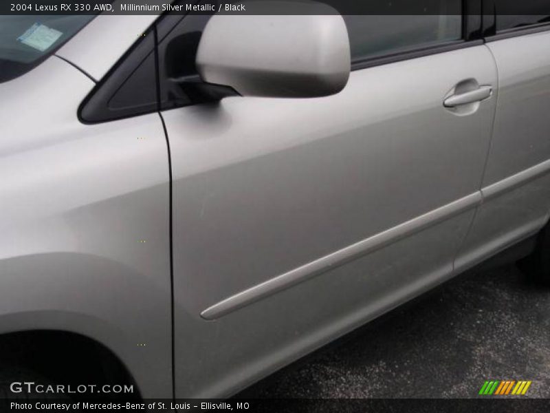 Millinnium Silver Metallic / Black 2004 Lexus RX 330 AWD