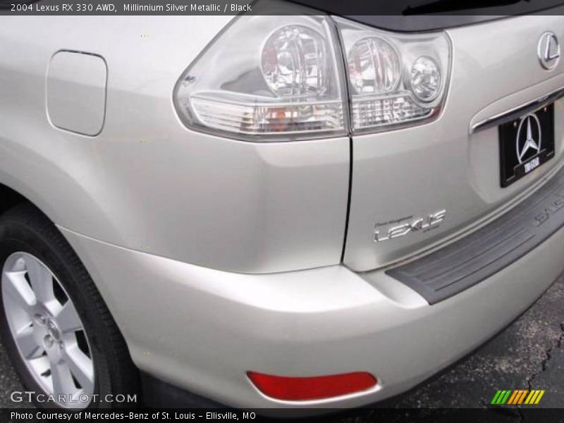 Millinnium Silver Metallic / Black 2004 Lexus RX 330 AWD