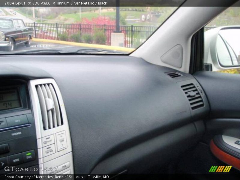 Millinnium Silver Metallic / Black 2004 Lexus RX 330 AWD