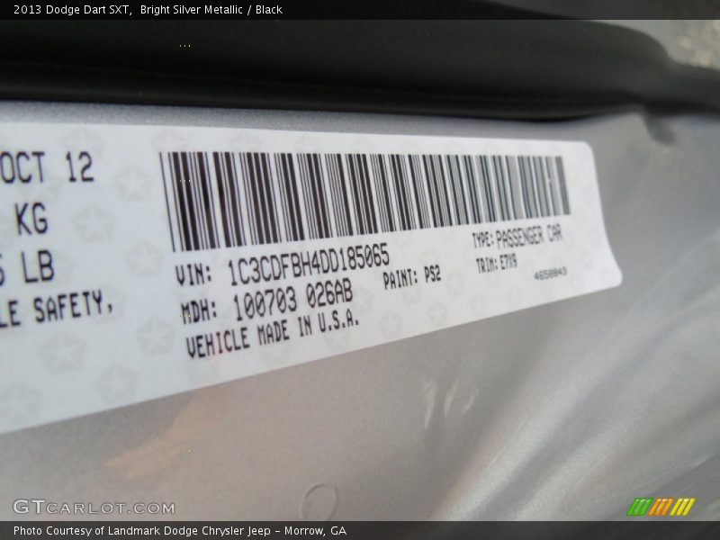 Bright Silver Metallic / Black 2013 Dodge Dart SXT