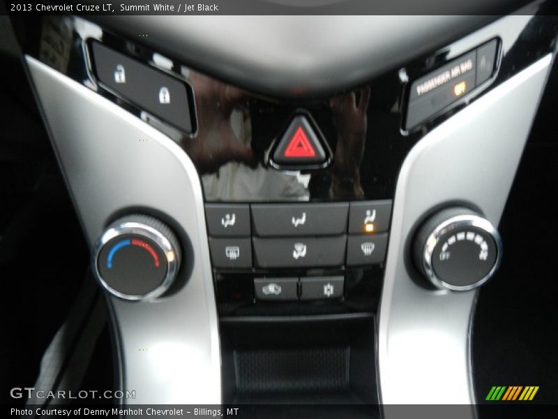 Summit White / Jet Black 2013 Chevrolet Cruze LT