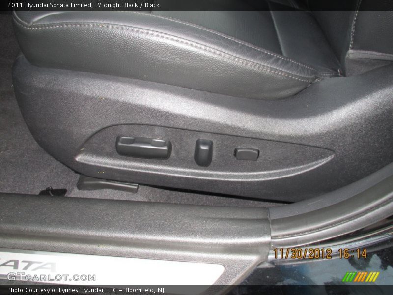 Midnight Black / Black 2011 Hyundai Sonata Limited