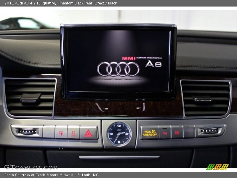 Phantom Black Pearl Effect / Black 2011 Audi A8 4.2 FSI quattro