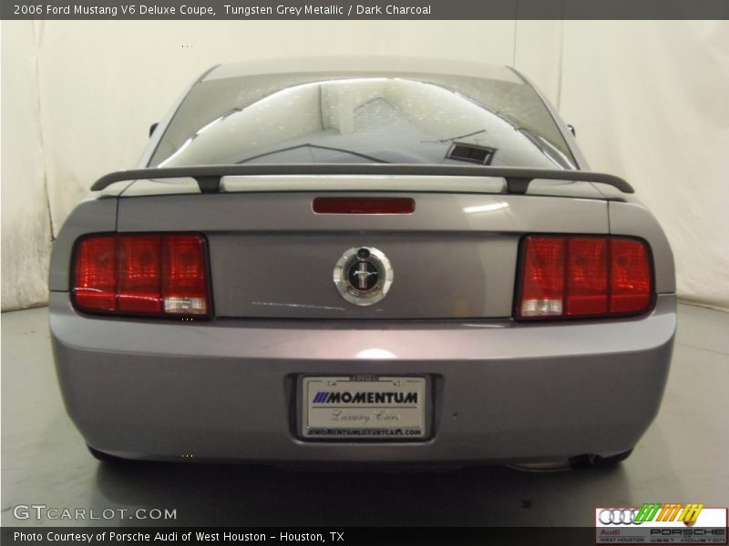 Tungsten Grey Metallic / Dark Charcoal 2006 Ford Mustang V6 Deluxe Coupe