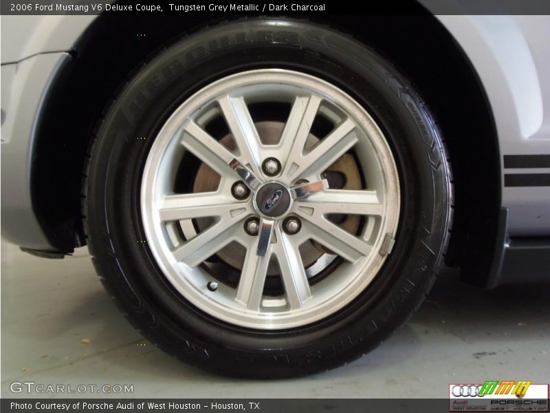 Tungsten Grey Metallic / Dark Charcoal 2006 Ford Mustang V6 Deluxe Coupe