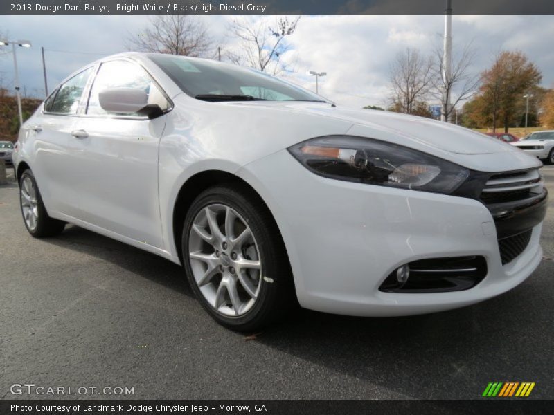Bright White / Black/Light Diesel Gray 2013 Dodge Dart Rallye
