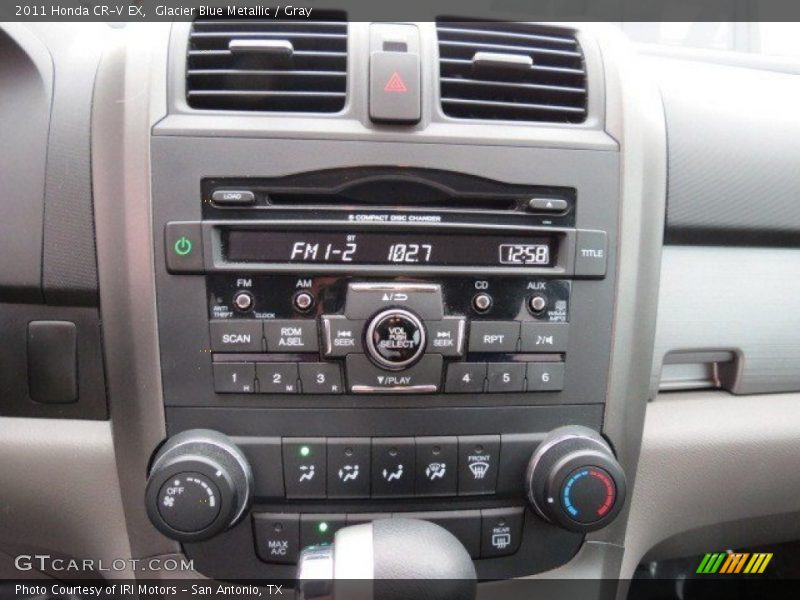 Controls of 2011 CR-V EX