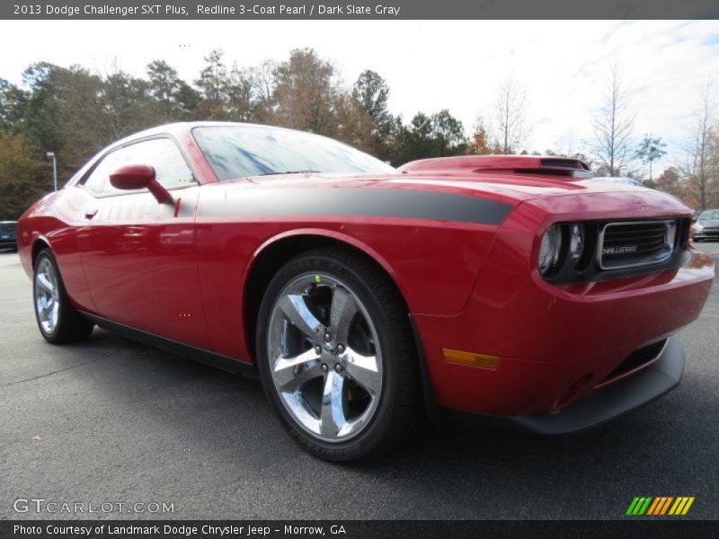 Front 3/4 View of 2013 Challenger SXT Plus