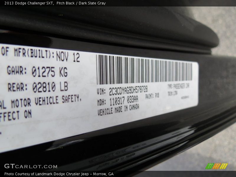 Pitch Black / Dark Slate Gray 2013 Dodge Challenger SXT