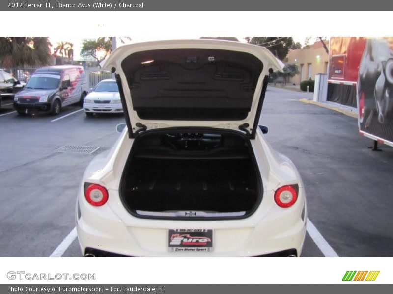 Bianco Avus (White) / Charcoal 2012 Ferrari FF