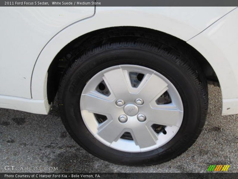 White Suede / Medium Stone 2011 Ford Focus S Sedan