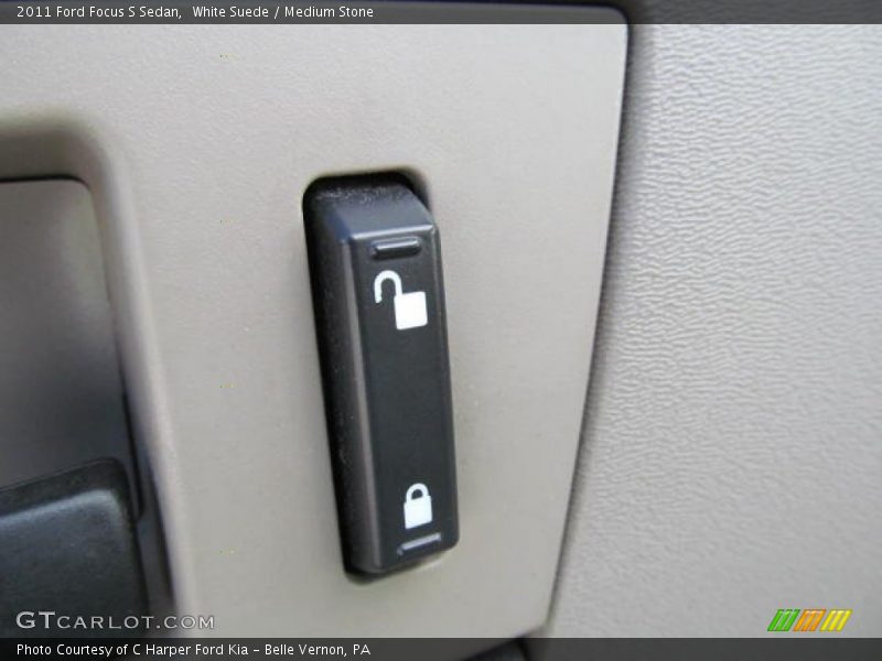 White Suede / Medium Stone 2011 Ford Focus S Sedan