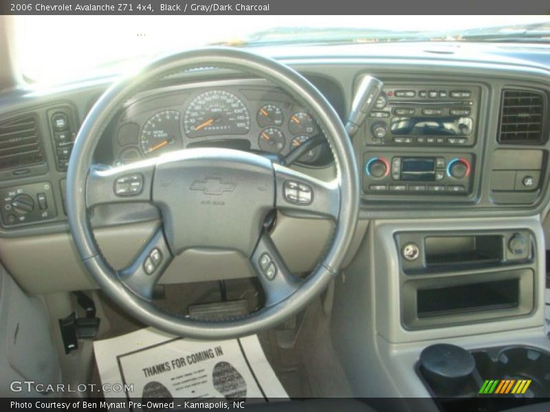 Black / Gray/Dark Charcoal 2006 Chevrolet Avalanche Z71 4x4