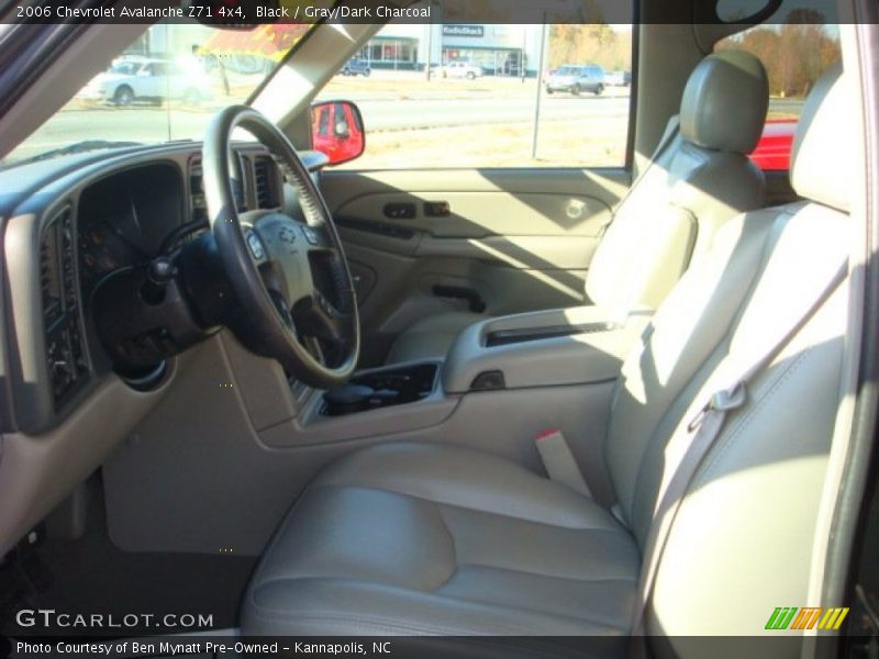 Black / Gray/Dark Charcoal 2006 Chevrolet Avalanche Z71 4x4