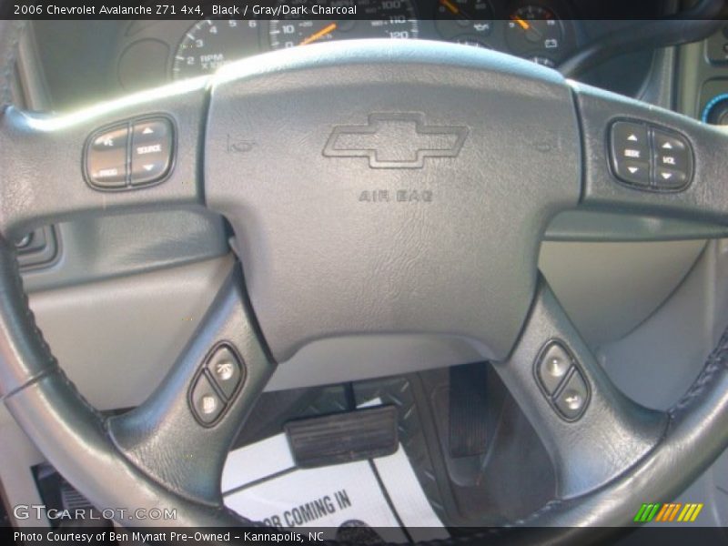 Black / Gray/Dark Charcoal 2006 Chevrolet Avalanche Z71 4x4