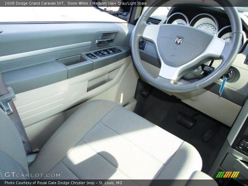 Stone White / Medium Slate Gray/Light Shale 2008 Dodge Grand Caravan SXT