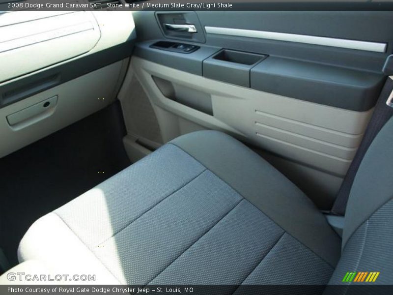 Stone White / Medium Slate Gray/Light Shale 2008 Dodge Grand Caravan SXT