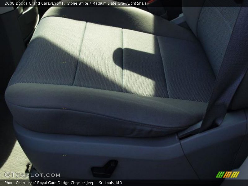 Stone White / Medium Slate Gray/Light Shale 2008 Dodge Grand Caravan SXT