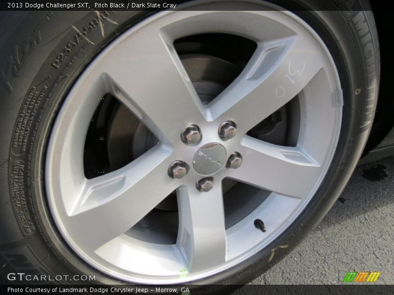Pitch Black / Dark Slate Gray 2013 Dodge Challenger SXT