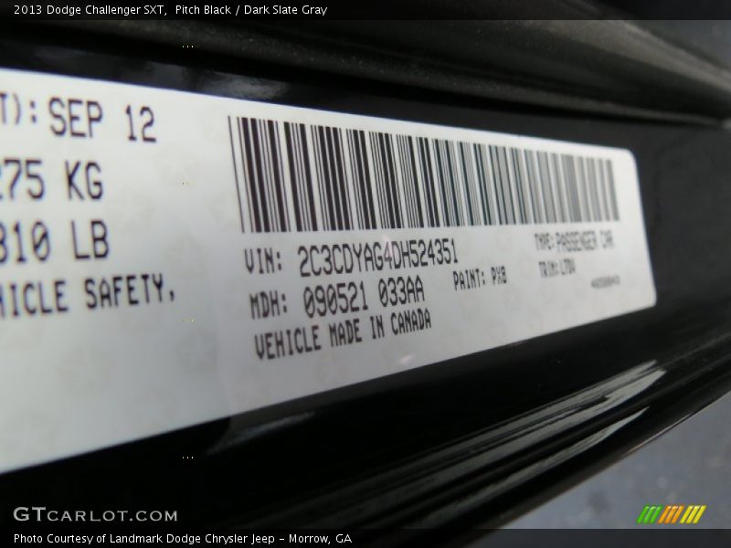Pitch Black / Dark Slate Gray 2013 Dodge Challenger SXT