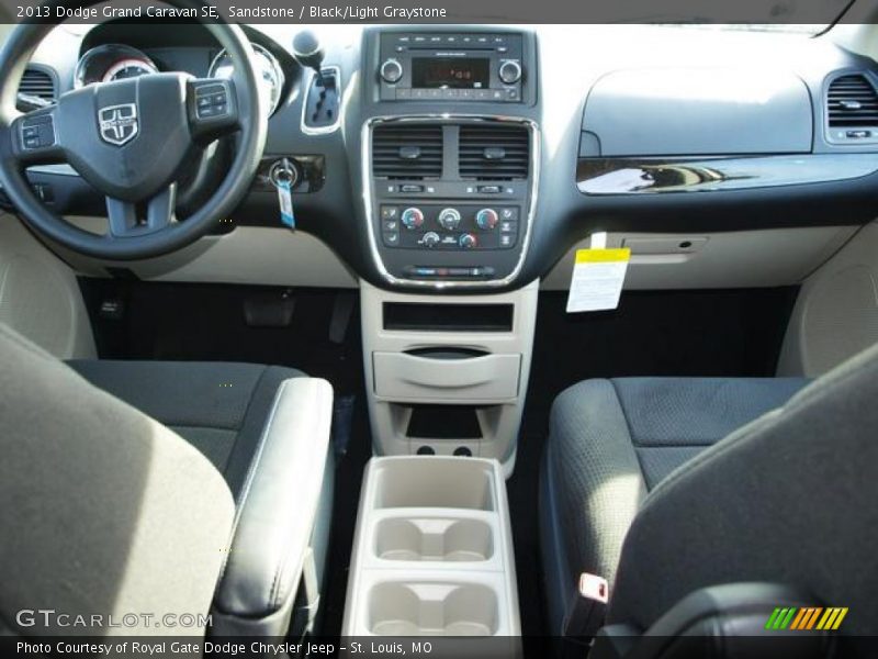 Sandstone / Black/Light Graystone 2013 Dodge Grand Caravan SE