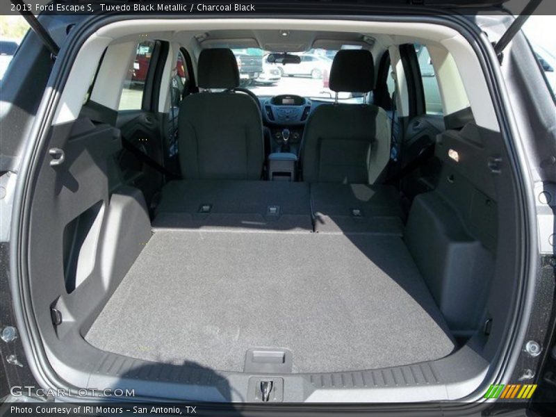 Tuxedo Black Metallic / Charcoal Black 2013 Ford Escape S