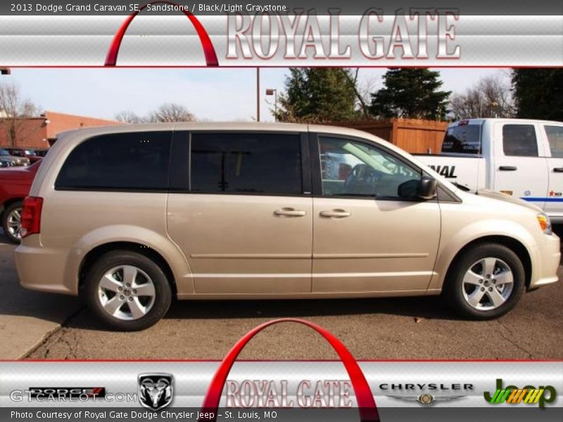 Sandstone / Black/Light Graystone 2013 Dodge Grand Caravan SE