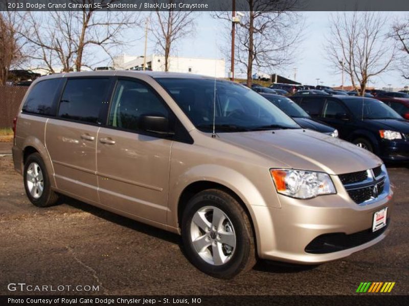 Sandstone / Black/Light Graystone 2013 Dodge Grand Caravan SE