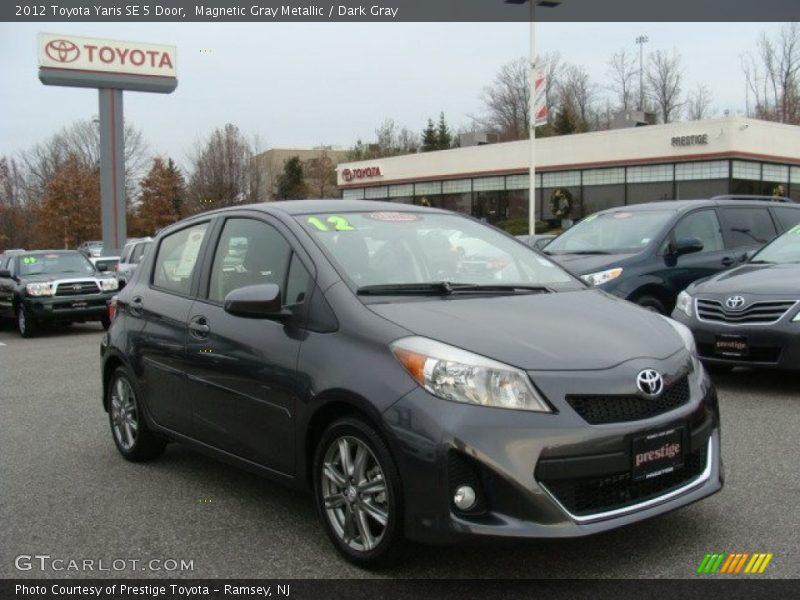Magnetic Gray Metallic / Dark Gray 2012 Toyota Yaris SE 5 Door